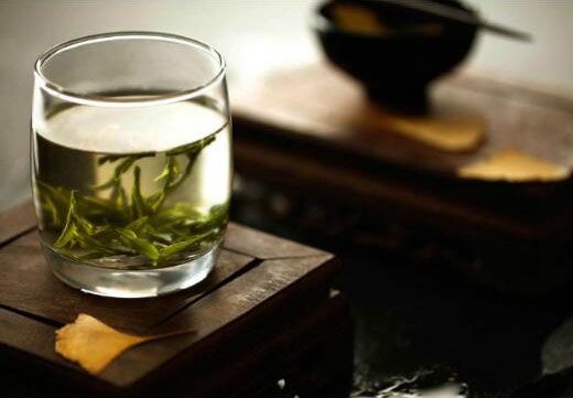 茶水可以洗臉嗎？有什么好處嗎？